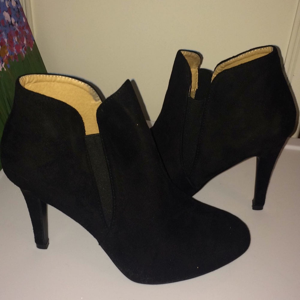 Black Suede Heel Booties